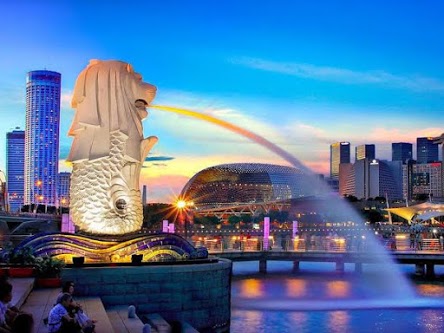 Selamat Yozi! Mahasiswa Farmasi UNIDHA Terpilih untuk Student Outing ke Singapura