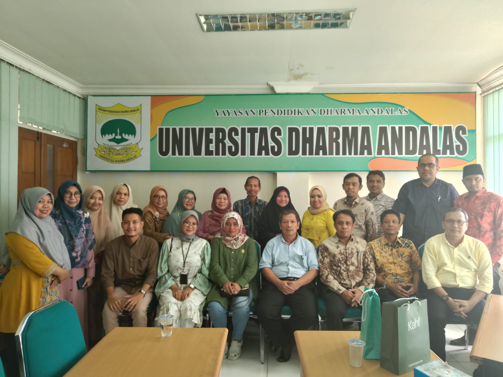 Membangun Wirausaha Muda: Universitas Dharma Andalas dan Minang Diaspora Network Menggagas Program Inkubasi Bisnis bagi Mahasiswa