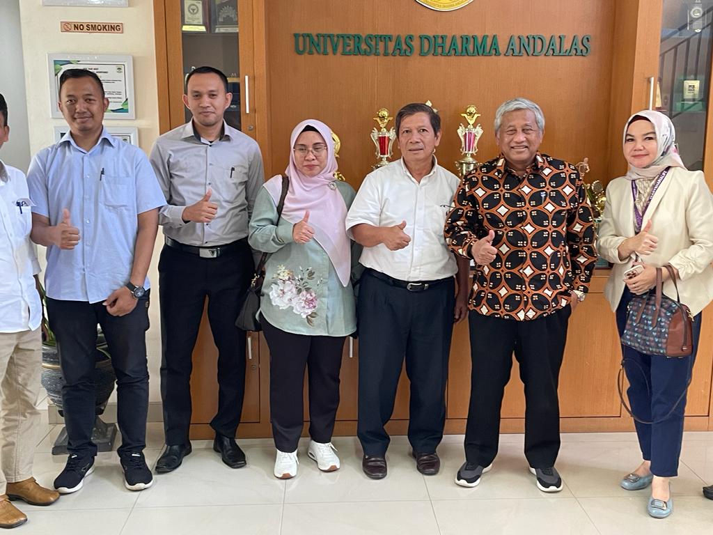 Kunjungan Prof. M. Nuh ke Universitas Dharma Andalas: Sinergi Pendidikan dan Keuangan Syariah”