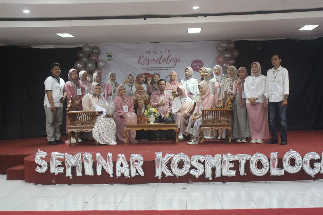 Understanding Next Generation Beauty and Healthy – Mahasiswa Farmasi UNIDHA Memukau dalam Seminar Kosmetologi