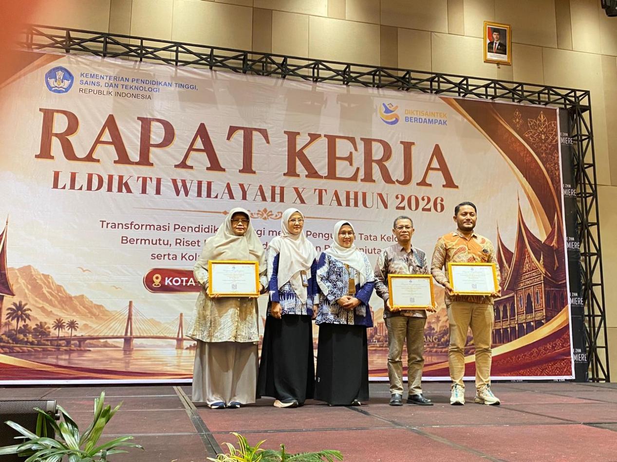 Universitas Dharma Andalas Raih Lima Penghargaan Anugerah LLDIKTI Wilayah X 2026, Bukti Komitmen Tata Kelola dan Publikasi Bermutu