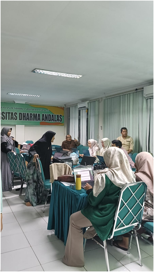 Tak Kenal Lelah, Tim Akreditasi D4 Akuntansi Perpajakan UNIDHA Berjuang hingga Larut Malam
